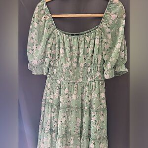 Floral Green Dress with Puff Sleeves